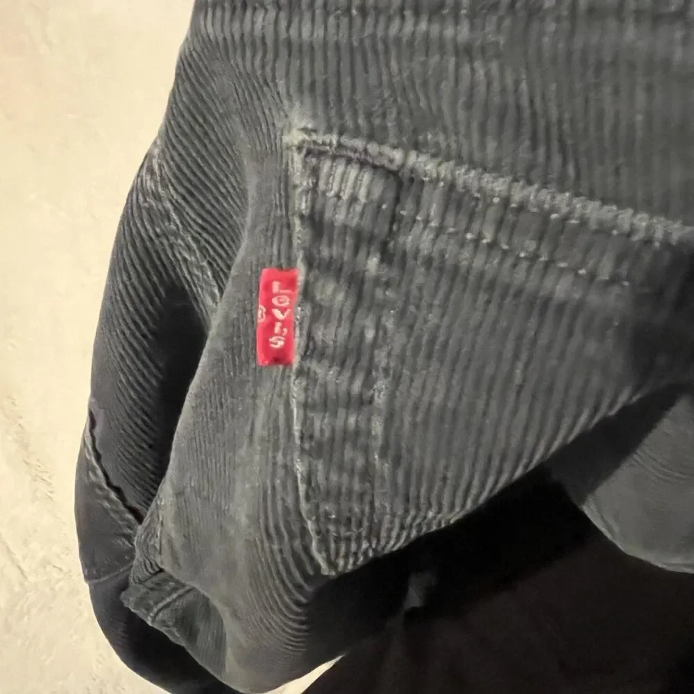 Levi's 505 Pants Mens Size 34 Black Corduroy Regular Straight Zip Fly W34 L32